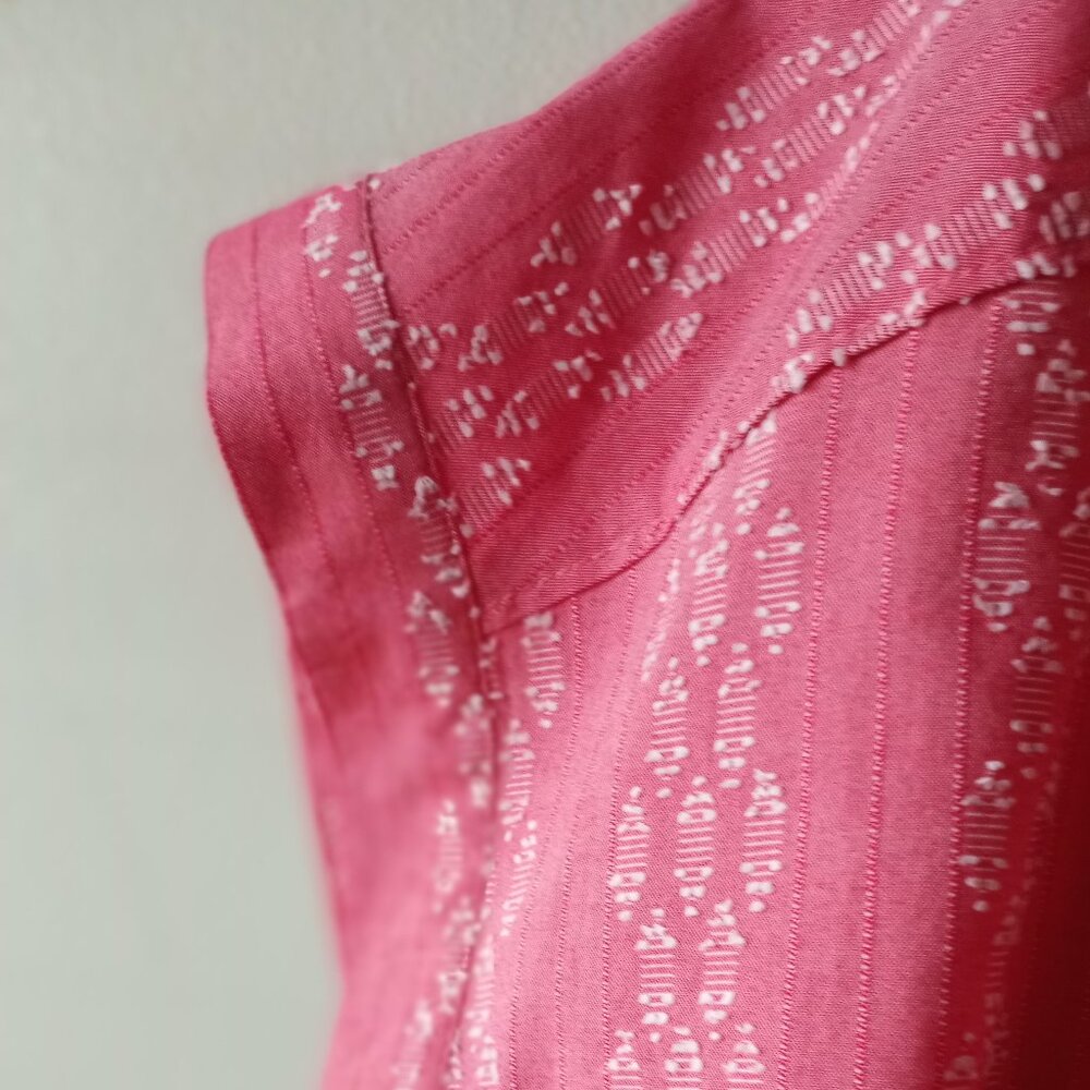 'LOFT OUTLET' Boxy Cap Sleeve Blouse Size L Pink/White NWOT - Picture 4 of 11